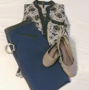 Worthington blue and black faux leather trim Pencil Skirt - size 4 petite